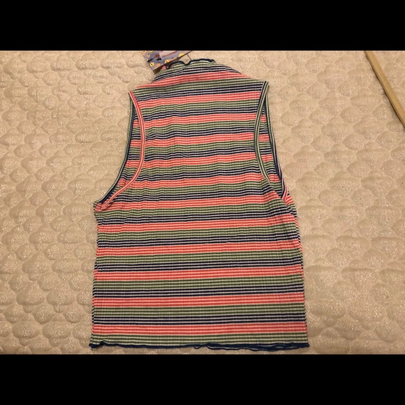 Molly Green Fitted Tank Top - Picture 3 of 3